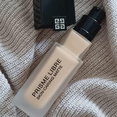 givenchy libre matte foundation